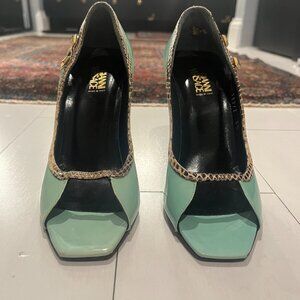 Gianni Versace Open Toe Pale Green Patent Leather Heels with Snakeskin Trim 5.5